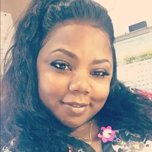 Meet your Posher, Francetta